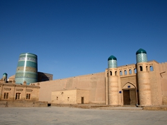 Entrance to Kuhna Ark with Kalta Minor minaret in the background