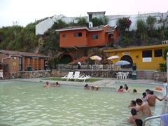 Early morning at Baños hot springs