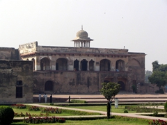 View of a crumbling palace, Lahore Fort