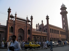 Busy mosque, Peshawar