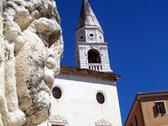 Imposing monument, Zadar