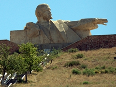 Upper bust of a massive Lenin Statue; outskirts of Istaravshan