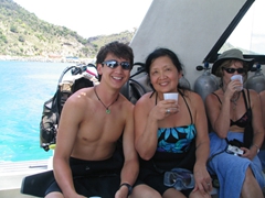 Luke and Ann stay hydrated pre-dive