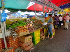 Fresh produce for sale; floating market in Punda