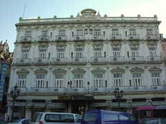 Outside facade of Hotel Inglaterra