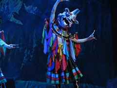 The Tang Dynasty Show was excellent, with a variety of performers such as this masked, dancing actor