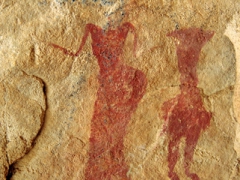 Female figurines; cave painting in Emouroden
