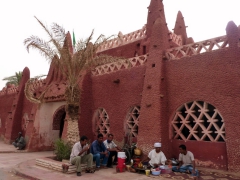 Locals chilling outside Hotel de l’Oasis Rouge; Timimoun

