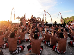 Every evening at 6 pm, a kecak fire dance is performed at Uluwatu Temple