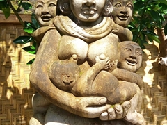 Statue at Tirta Empul temple