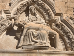 Pietà carving on the Church of the Little Brothers; Stradun