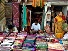 Street vendors at Janpath Market; New Delhi