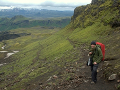 Robby pauses on the precarious footpath leading down into Thórsmörk Valley

