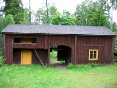 There are often handicraft demonstrations held here at the Seurasaari Open Air Museum during the summer