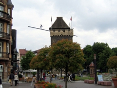 The Schelztor gate-tower was built in 1286 at Esslingen's northwest corner