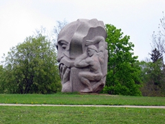 Interesting sculpture, Daina Garden, Sigulda